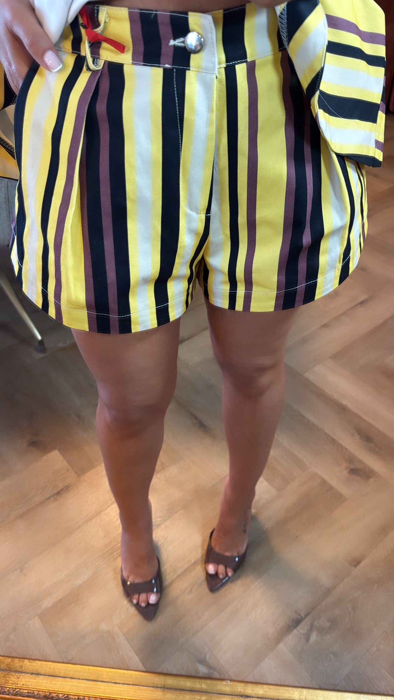 Short Nina