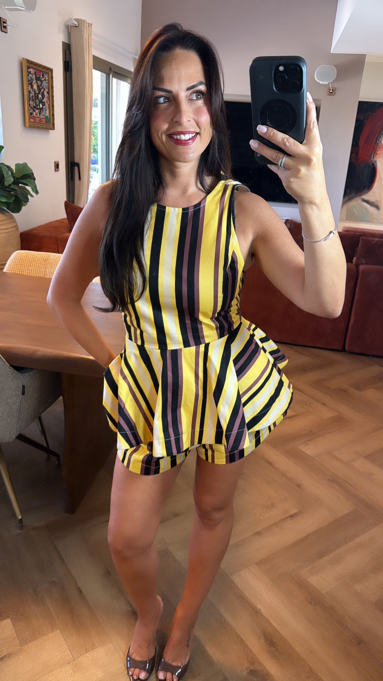 Short Nina