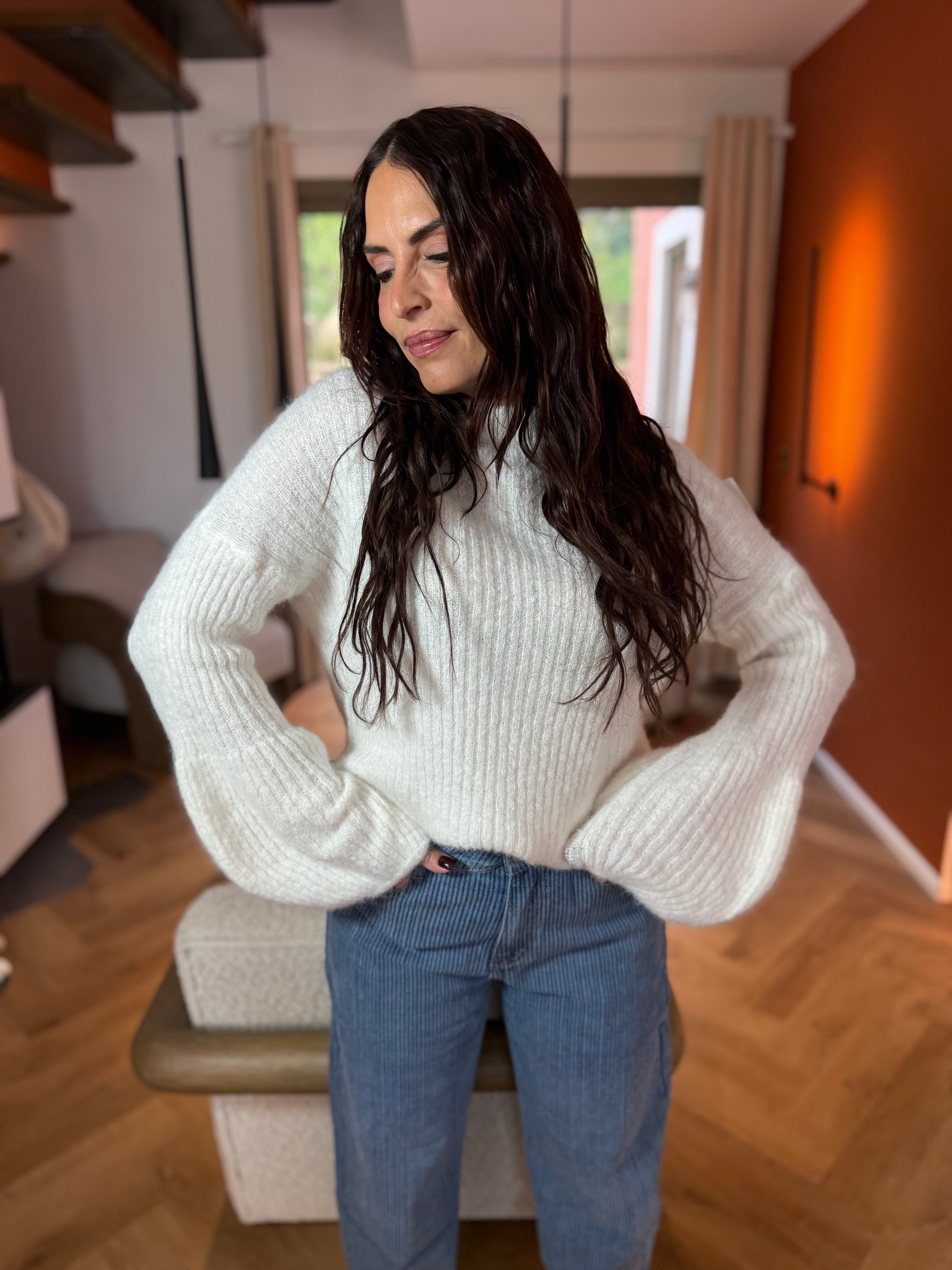 Pull blanc manches ballons