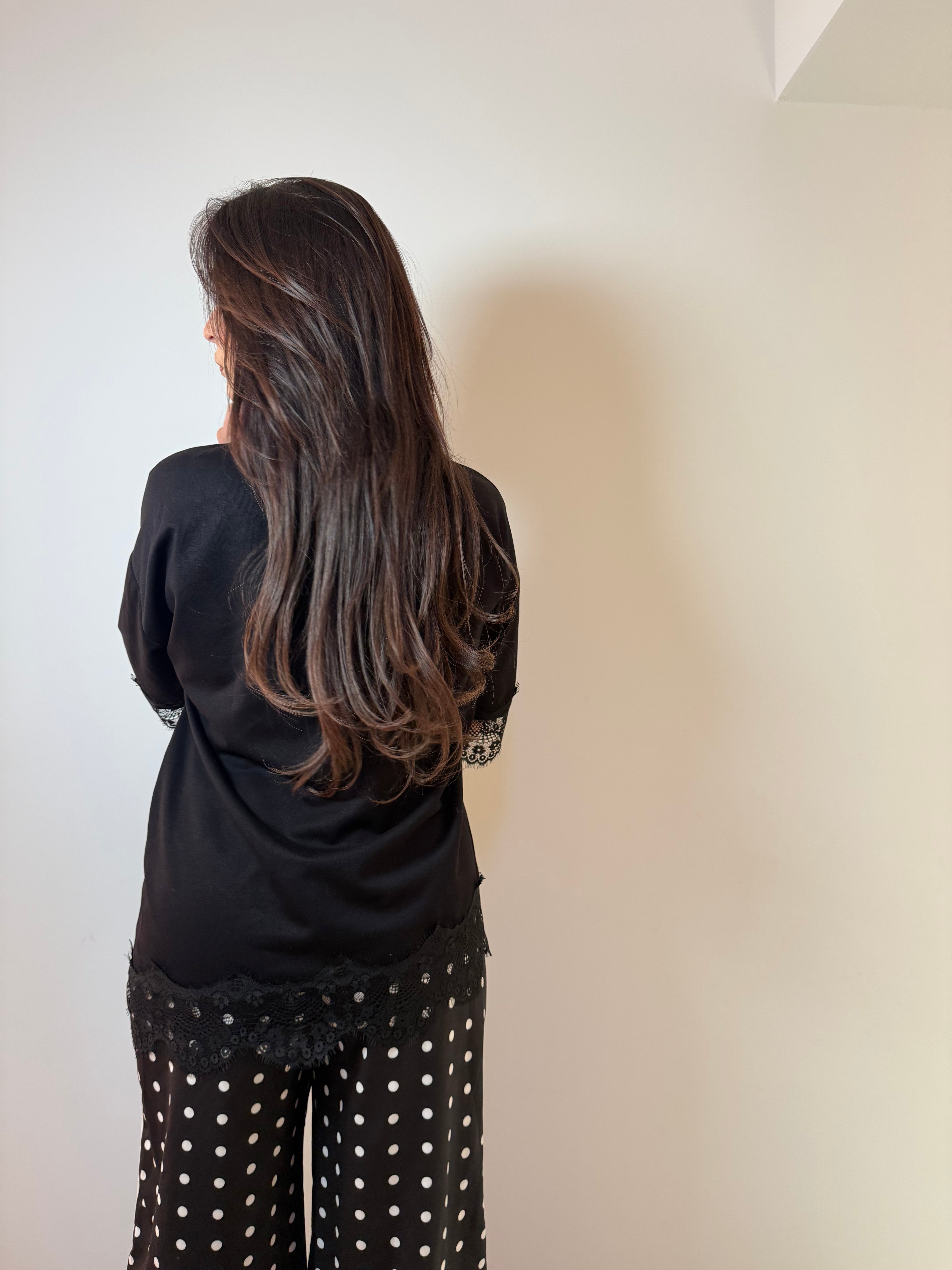 T-shirt ample asymétrique dentelle