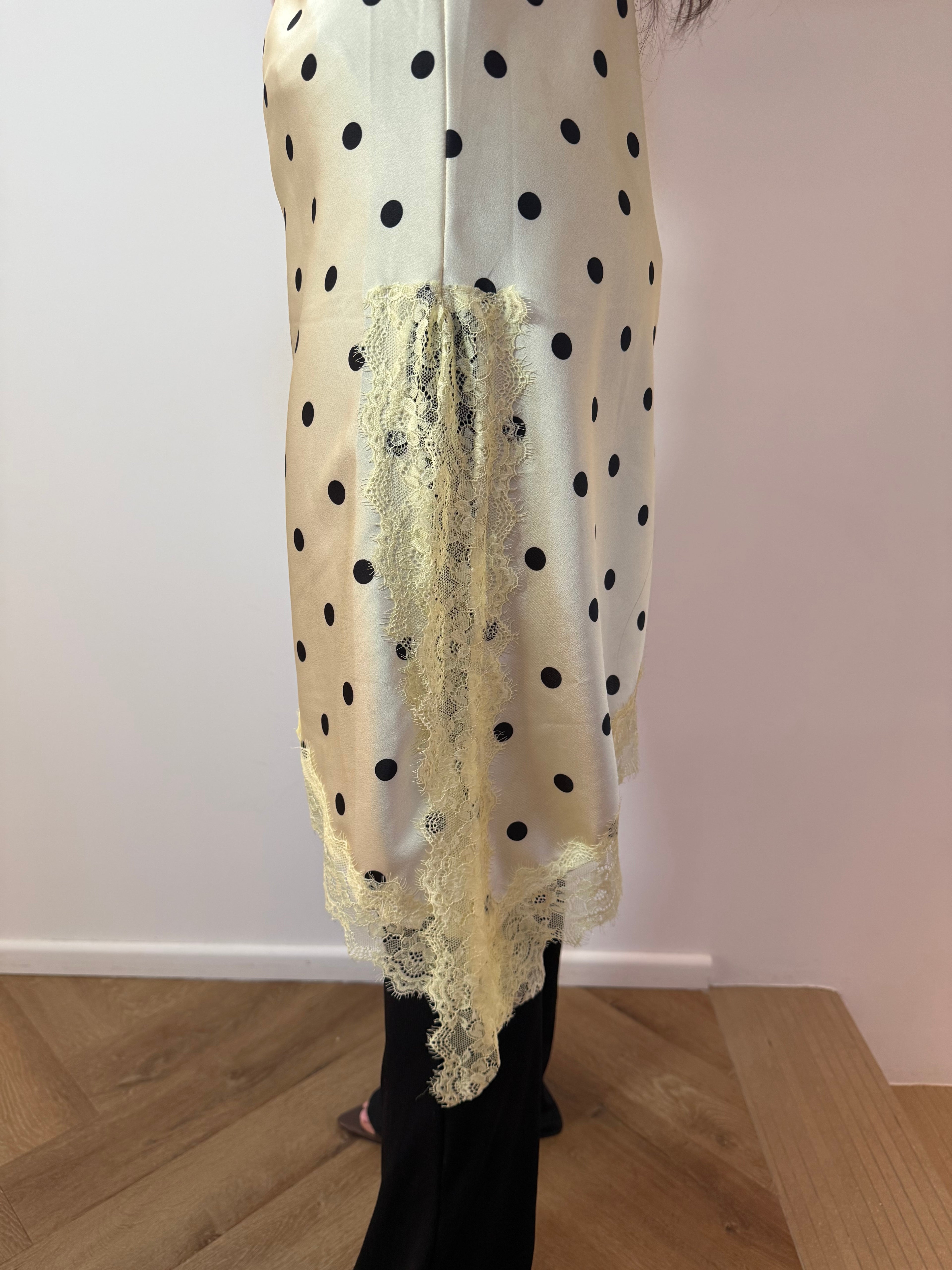 Top polka dots asymétrique jaune