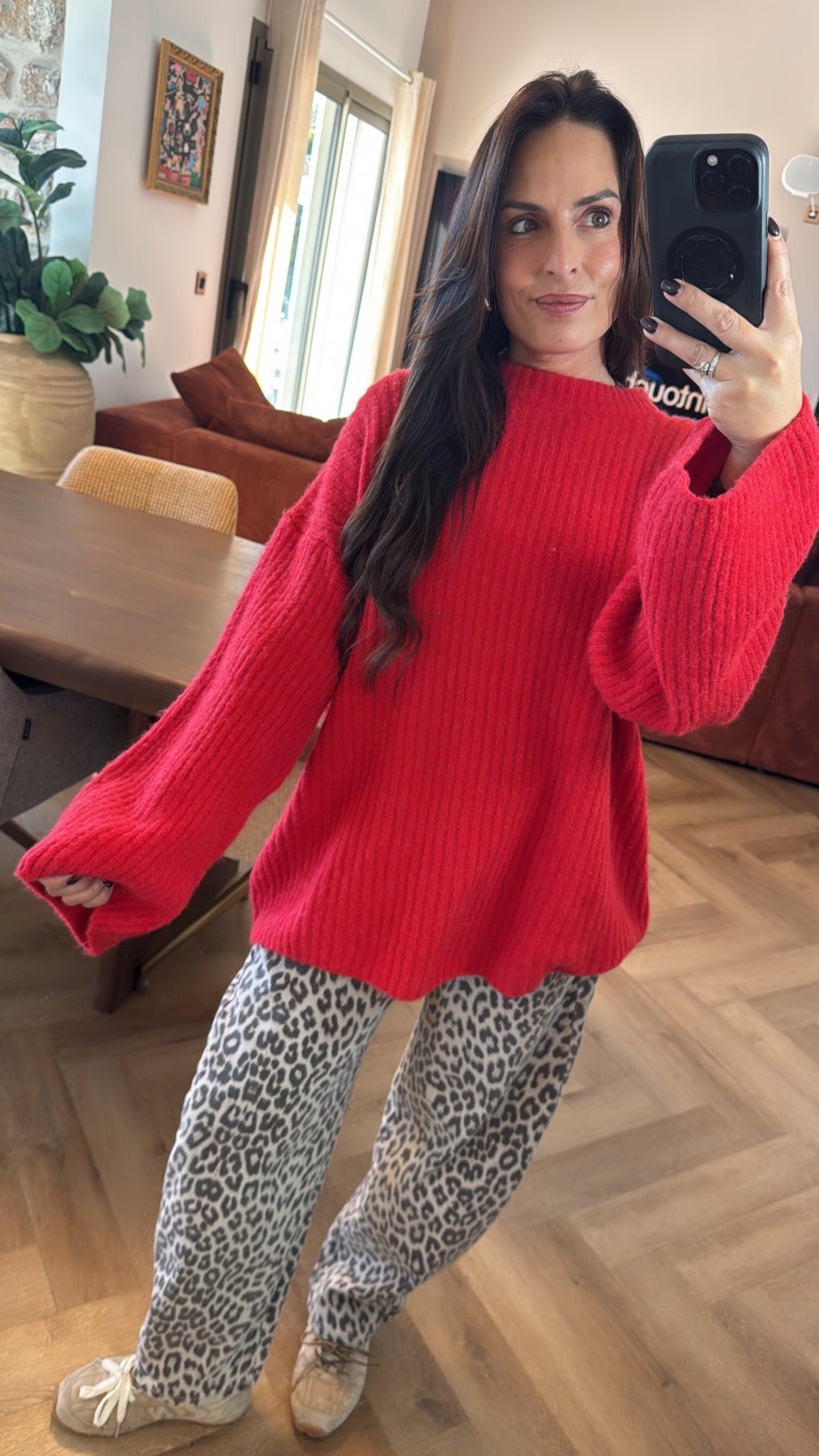 Pull red