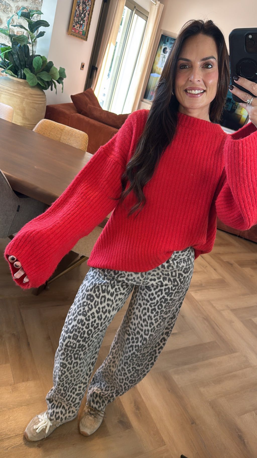 Pull red